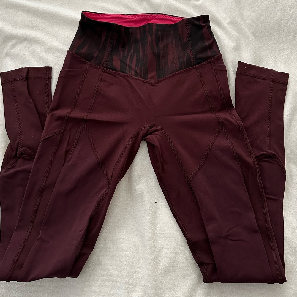 Lululemon leggings- maroon with pocket